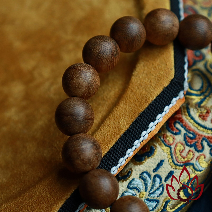 Vòng Trầm Hương Hạt Tròn | 10 Ly | Trầm Tốc Kiến Tự Nhiên Lâu Năm